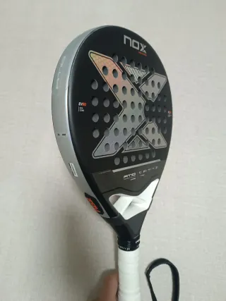Pala de pádel NOX AT10 Pro Cub HAR