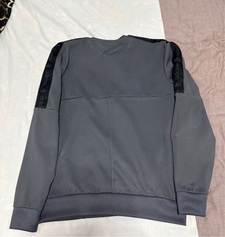 Sudadera Adidas Gris con Logo