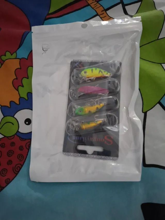 Pack 4 señuelos pesca