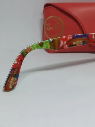 Occhiali da sole Ray-Ban verdi