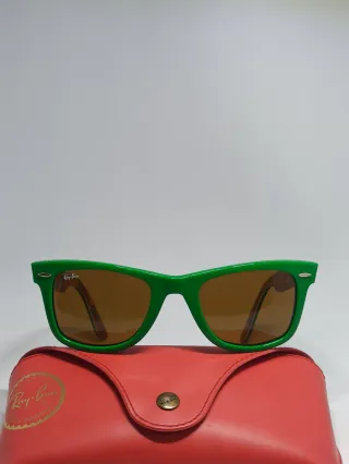 Occhiali da sole Ray-Ban verdi
