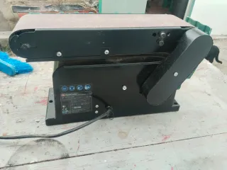 Lijadora de banda Parkside PBTS 370 B2