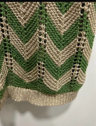 Blusa de tirantes verde y dorado