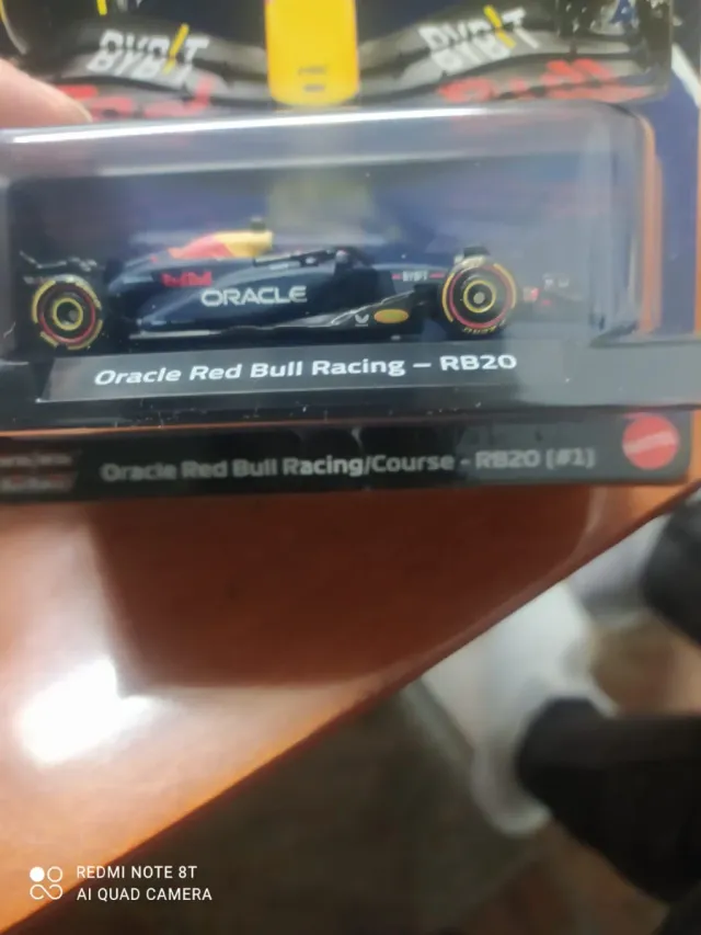 Hot Wheels Premium Formula 1 2024 Oracle Red Bull