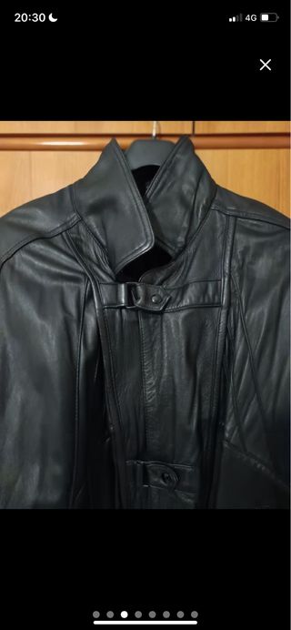 Chaqueta de piel negra