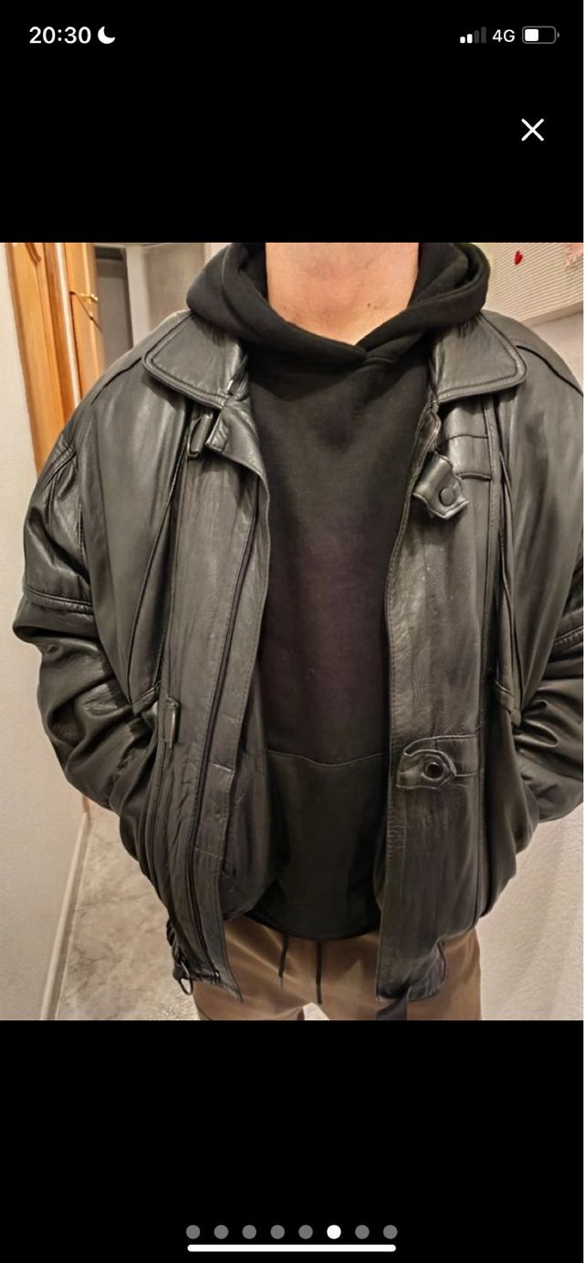 Chaqueta de piel negra