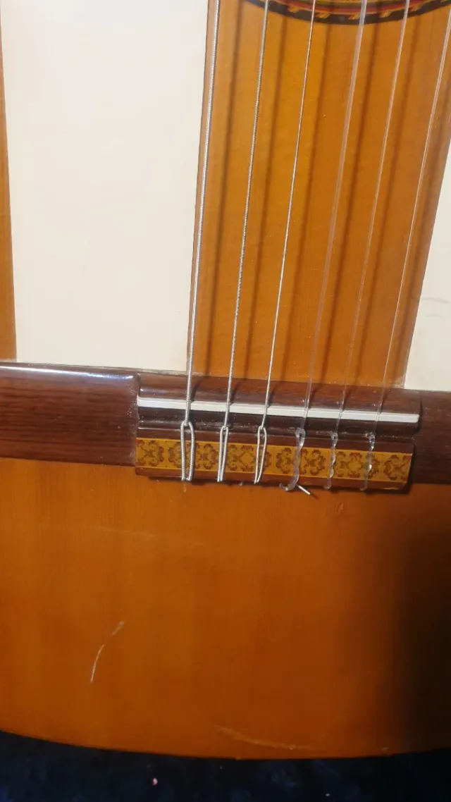 3 Guitarras Clásicas precio solamente hoy