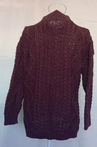 Jersey grueso Stradivarius burdeos