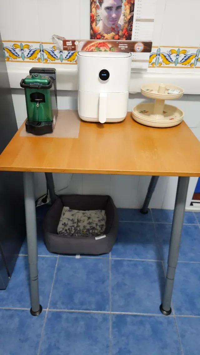 Mesa ajustable altura madera y metal