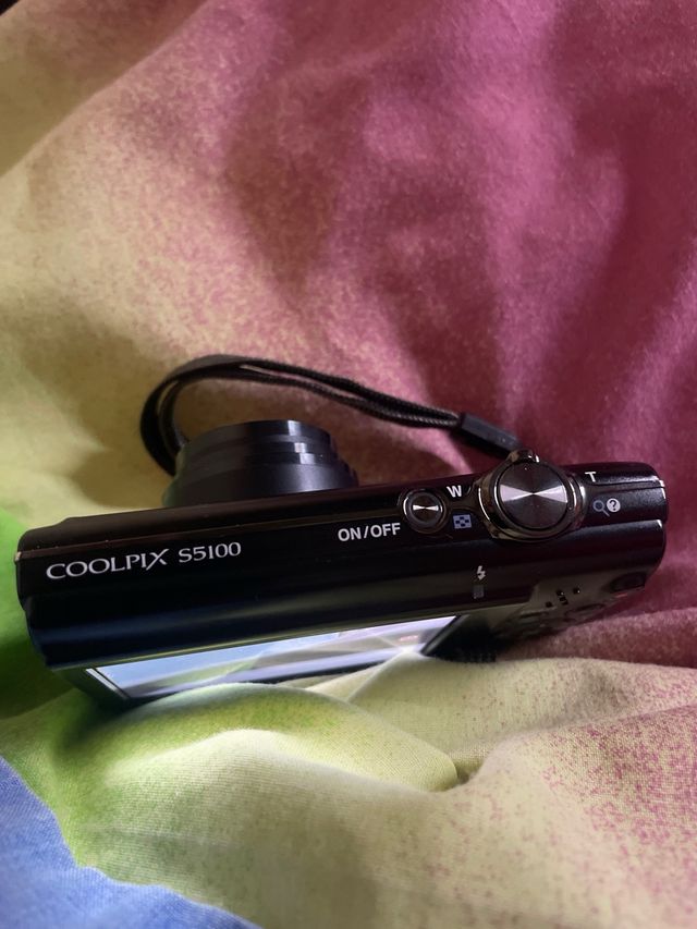 Cámara Nikon Coolpix 12.2 MP