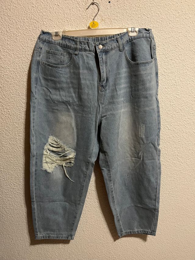 Vaqueros SHEIN desgastados talla 2XL