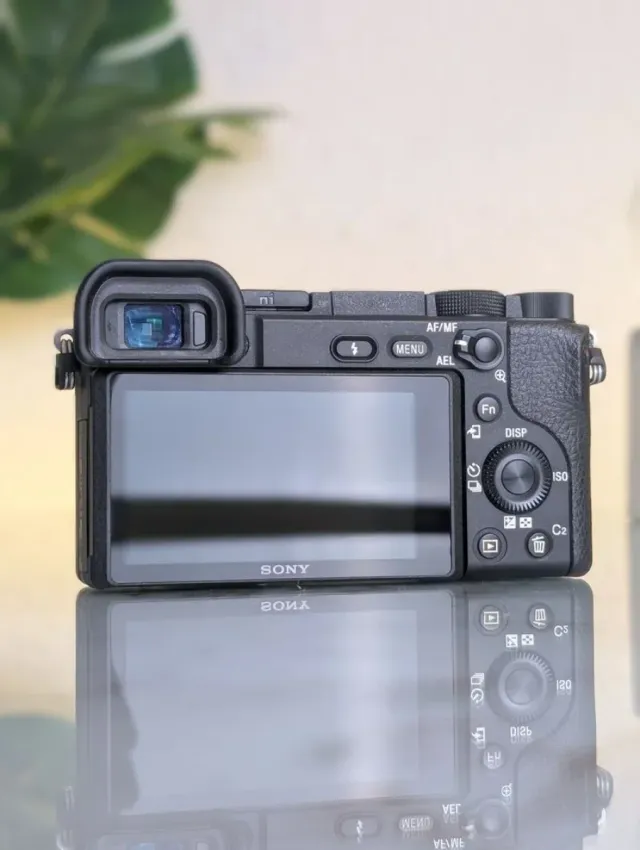 Sony A6400 + Objetivo 16-50mm