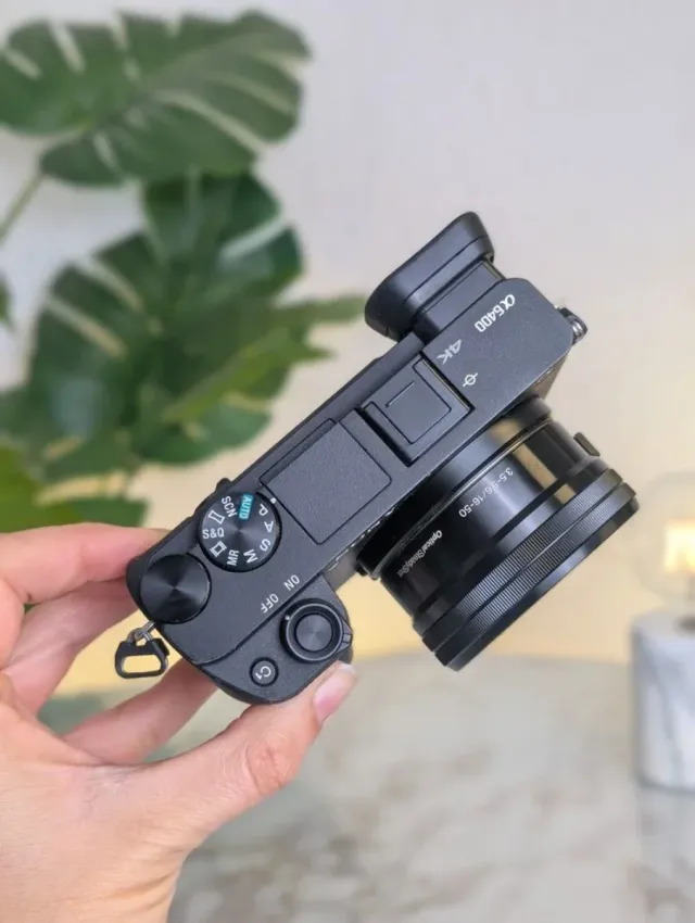 Sony A6400 + Objetivo 16-50mm