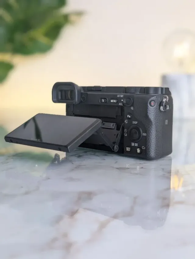 Sony A6400 + Objetivo 16-50mm