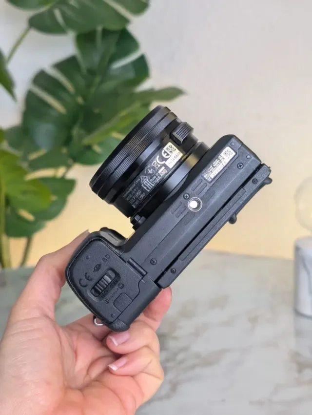 Sony A6400 + Objetivo 16-50mm