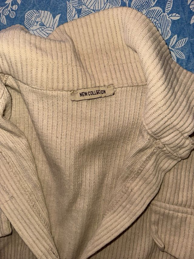 Camisa beige talla única nueva