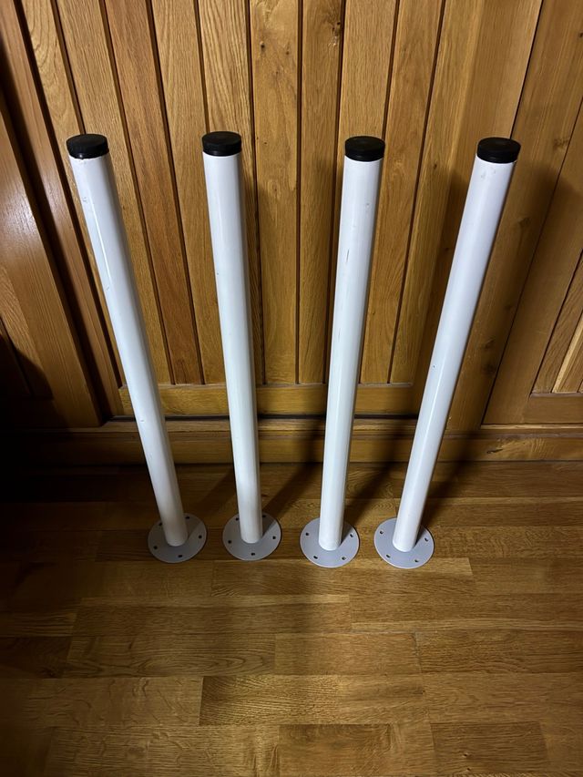 4 Patas Mesa Ikea ADILS Blancas