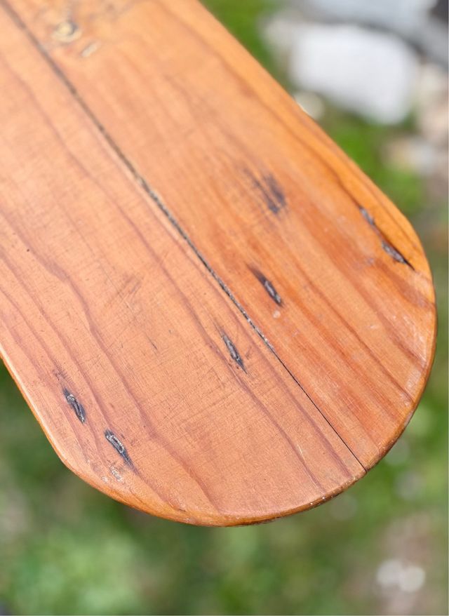 Antica tavola da stiro in legno di pino