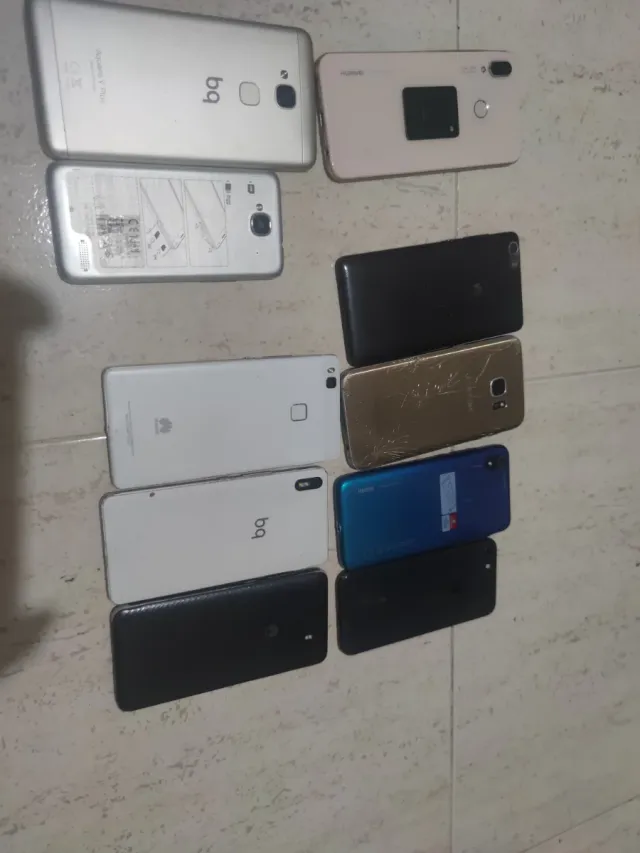 10 teléfonos para piezas