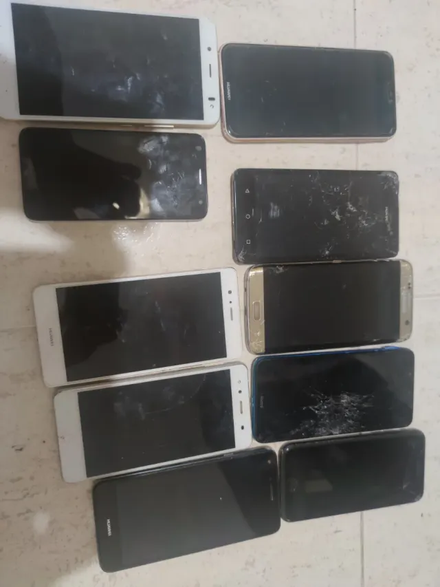 10 teléfonos para piezas