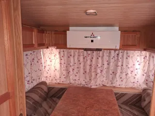 Se vende Caravana BURSTNER CITY 470 de 5 plazas