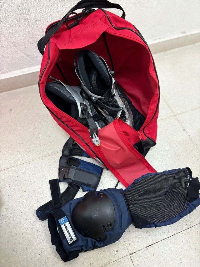 Patines en línea y protecciones codos y rodillas