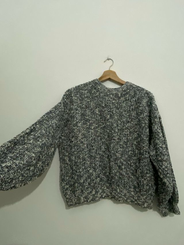 Jersey Bershka gris y blanco