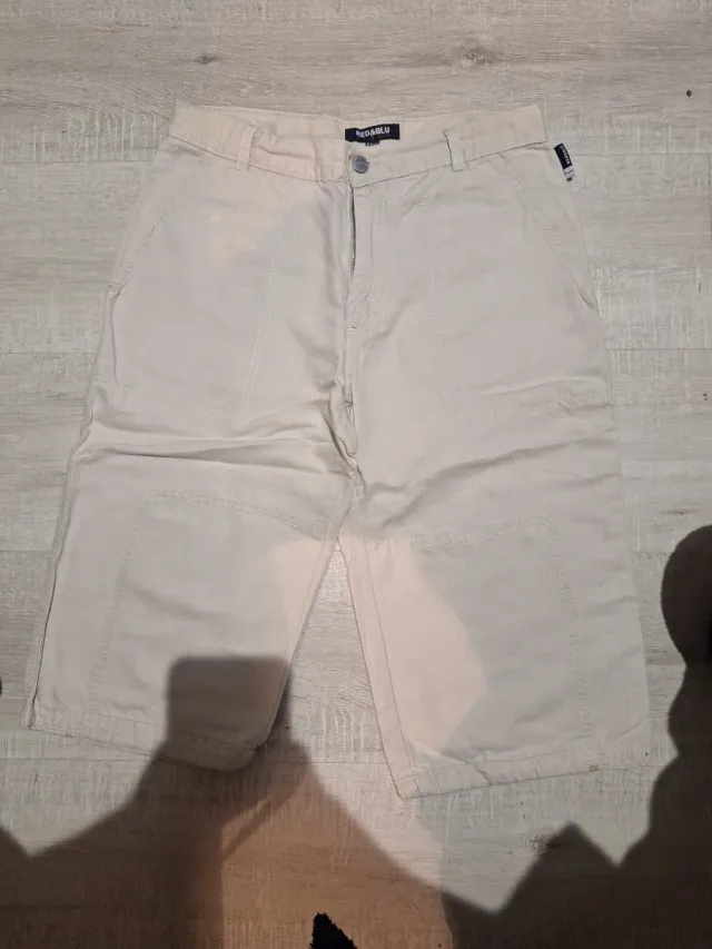 Pantalón corto beige Red & Blue