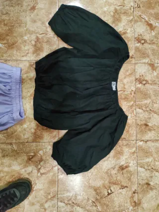 Conjunto Falda Larga Morada y Blusa Negra