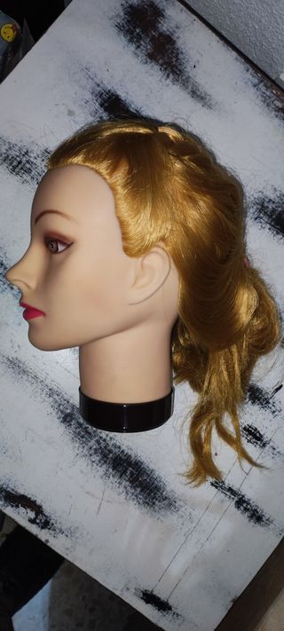 Cabeza maniquí para peinados