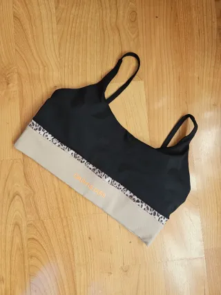 Sujetador deportivo Dash Stars. Nueva coleccion