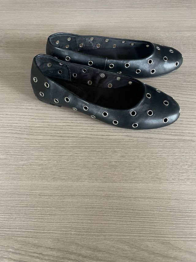 Bailarinas de mango negras con tachuela plateada