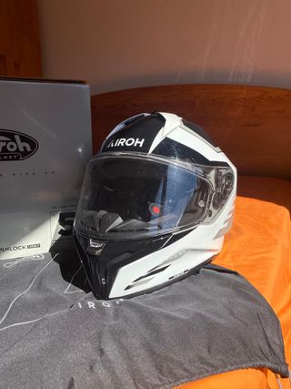 Capacete Airoh Matrix Thron Branco