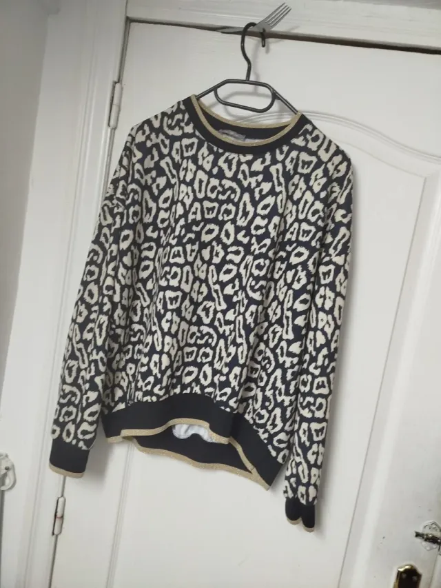Jersey estampado leopardo