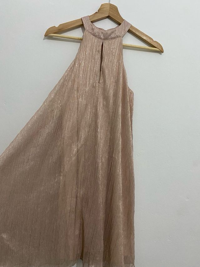 Vestido rosa coral cuello halter