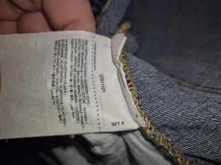 Jeans campana Mango azul oscuro