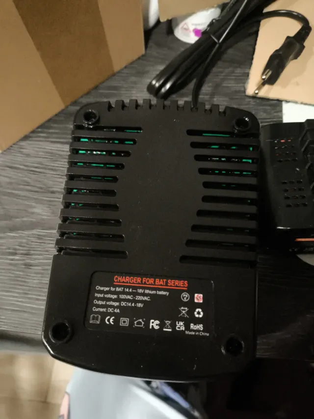 2 Baterías Bosch + Cargador