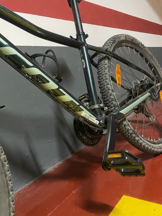 Bicicleta MTB Scott
