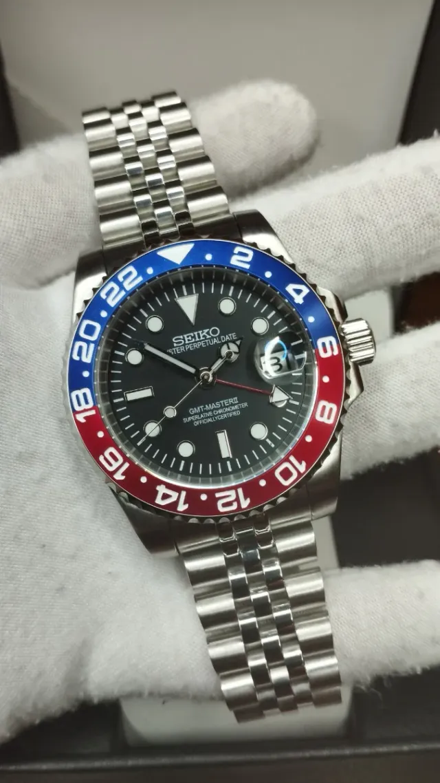 Reloj Seiko Mod GMT-Master II Pepsi Rojo Azul