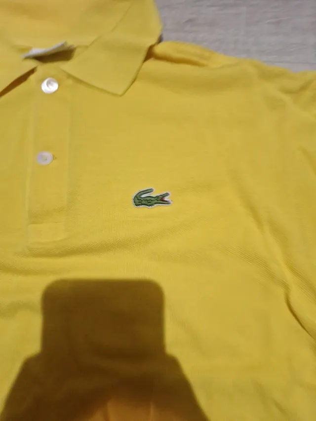 Polo Lacoste Amarillo