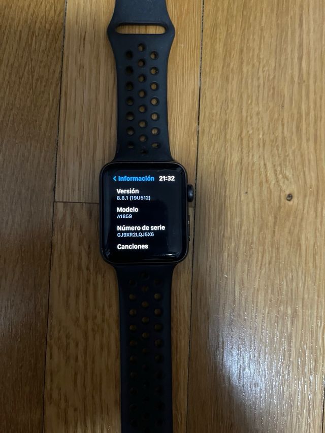 Apple Watch Negro con Correa negra