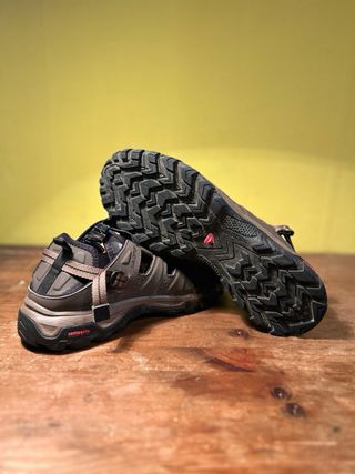 Sandalias Salomon Marrones