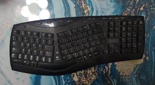Teclado Logitech Inalambrico con Receptor