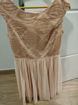 Vestido fiesta beige y dorado Talla 42