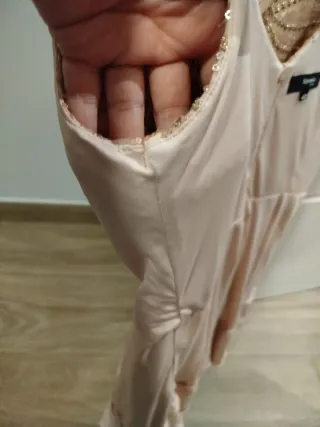 Vestido fiesta beige y dorado Talla 42