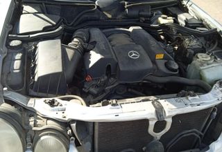 Mercedes-Benz Clase E240