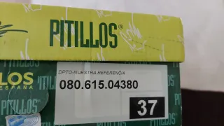 Zapatos de tacón Pitillos negros con flor