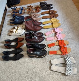 Lote 16 pares zapatos mujer. los Tommy son nuevas.