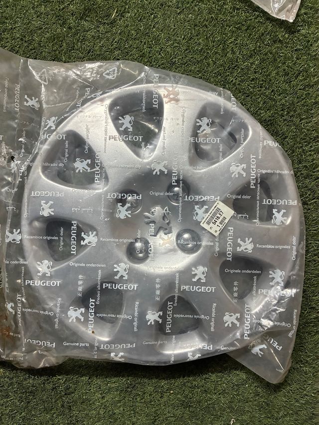 Tapacubos Peugeot Nuevos