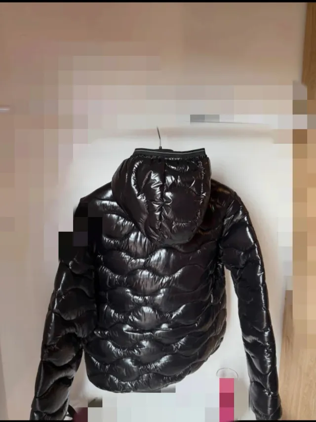 Blauer Giubbotto Nero Trapuntato Cappuccio